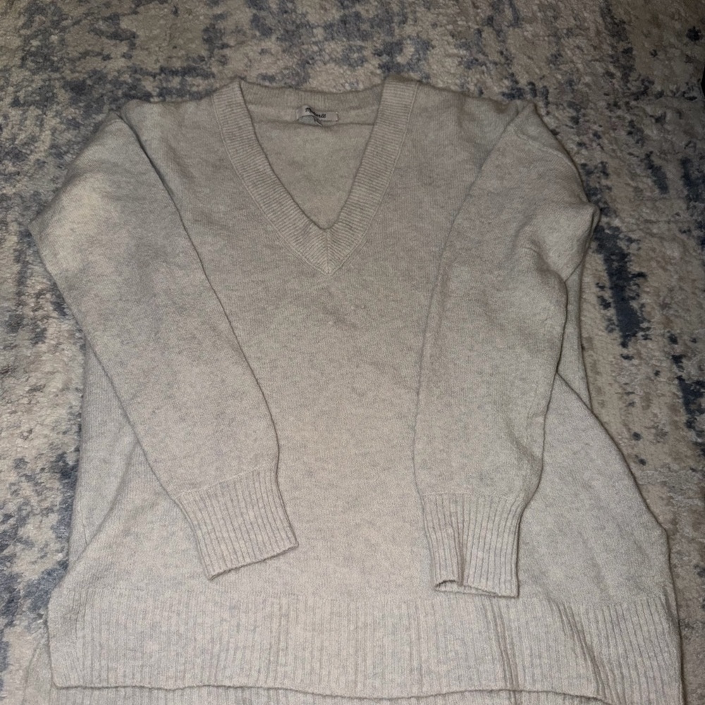 Madewell Alpaca Wool V-Neck Light Gray Sweater